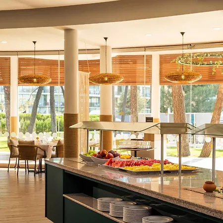 호텔 Aluasoul Sunny (adults Only) 4*