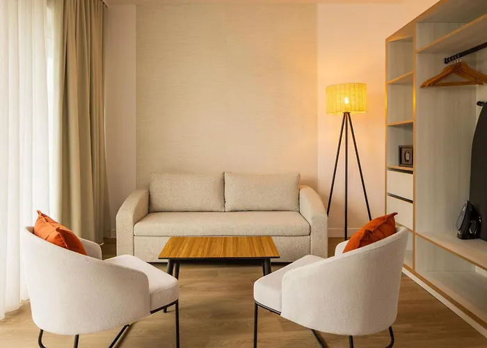 호텔 Aluasoul Sunny (adults Only) 4*